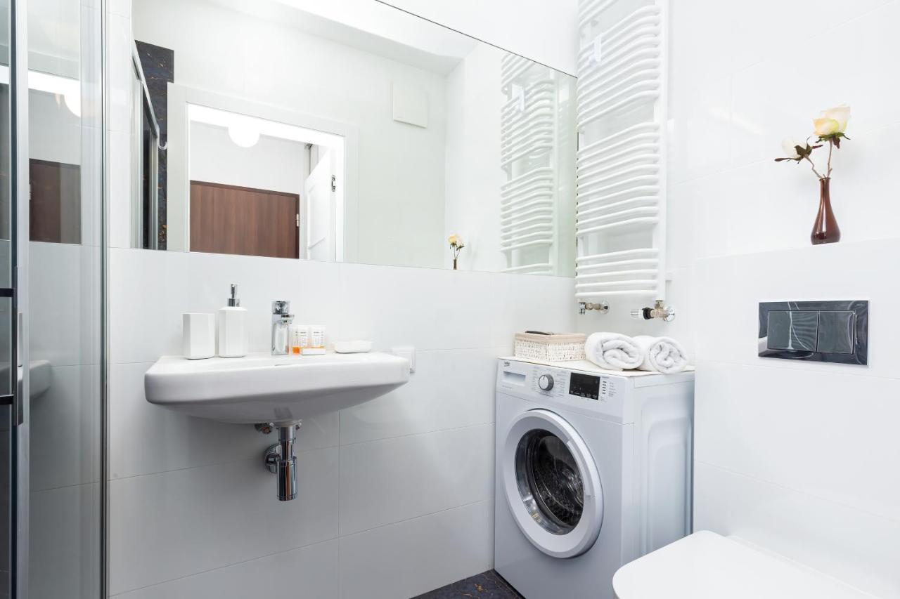 Royal City Center Mennica Residence By Noclegi Renters Warsawa Bagian luar foto