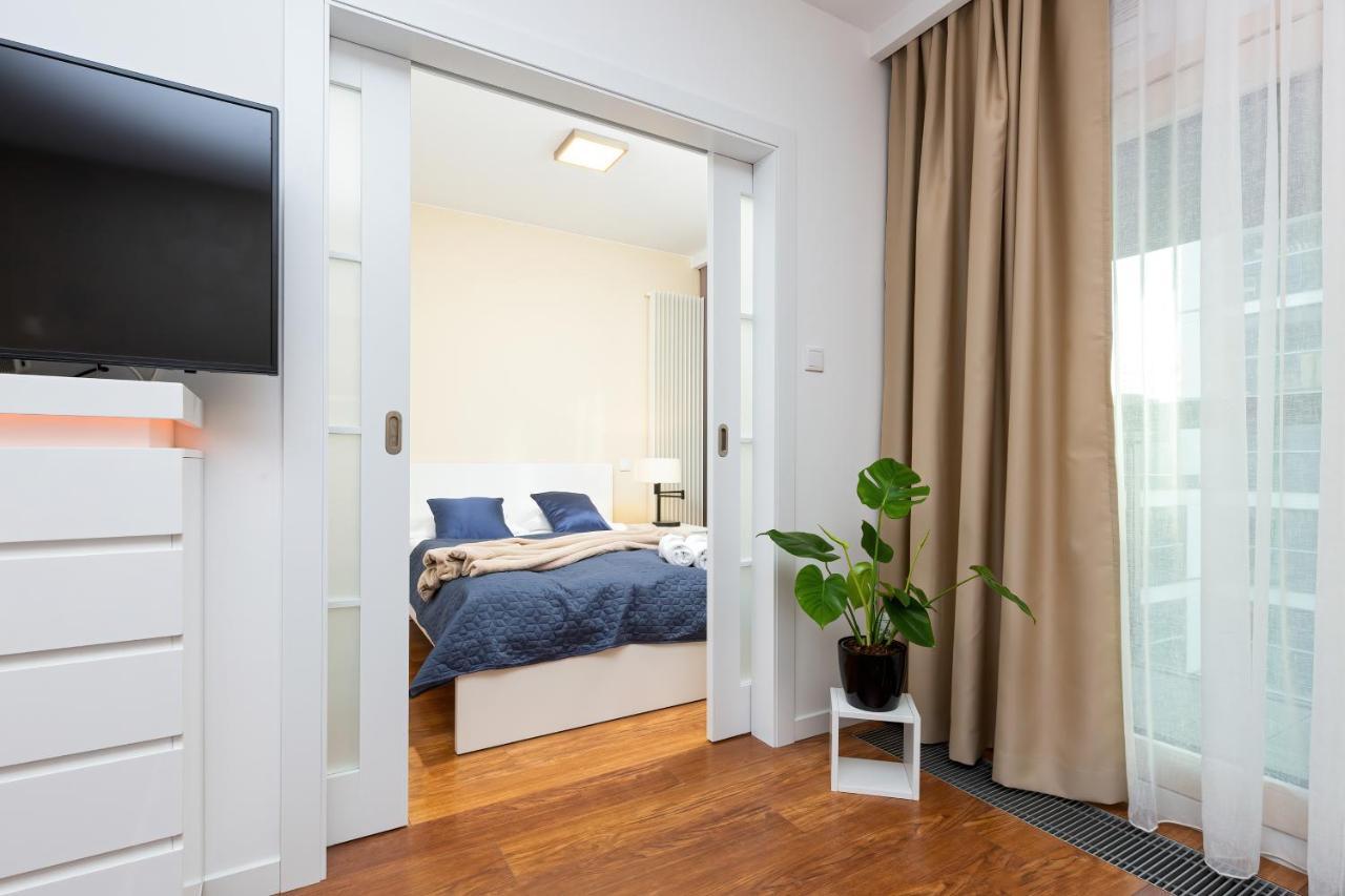 Royal City Center Mennica Residence By Noclegi Renters Warsawa Bagian luar foto