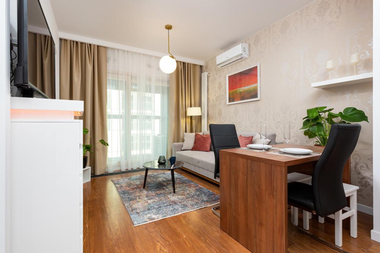 Royal City Center Mennica Residence By Noclegi Renters Warsawa Bagian luar foto