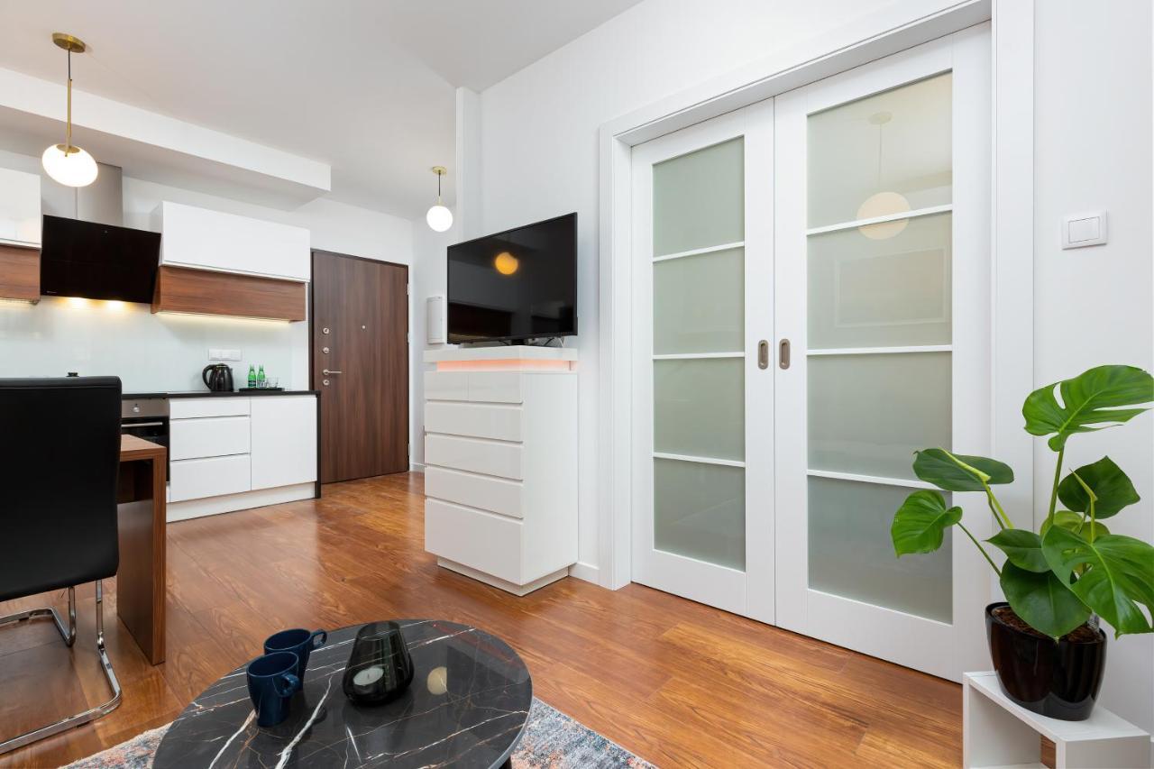 Royal City Center Mennica Residence By Noclegi Renters Warsawa Bagian luar foto